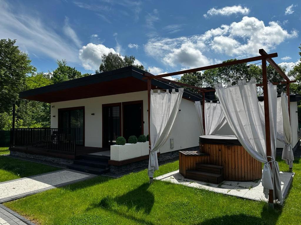 Wrzos Resort & Wellness **** Domki Caloroczne Wegierska Gorka Exterior foto